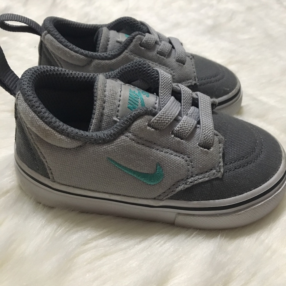 Toddler Nike’s